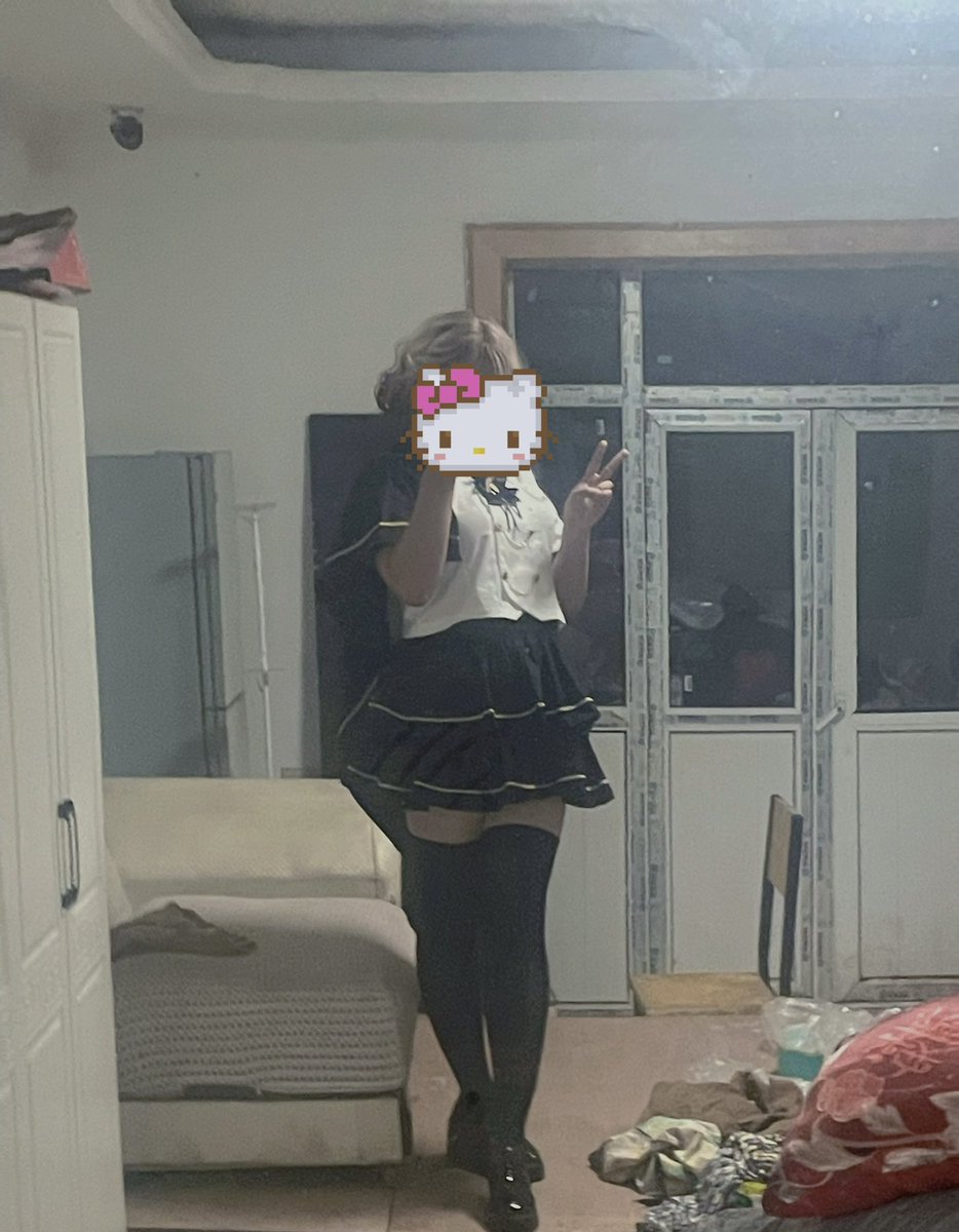 Afuoo00's tweet photo. 这个裙子大家喜欢吗～❤️
#可爱的男孩子 #伪娘 #男娘 #肉腿 #小皮鞋 #jk #过膝袜 #黑丝 https://t.co/1zEGSbYez4