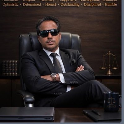incwithsc's tweet photo. #NewProfilePic https://t.co/Z6RrgP4Xn7