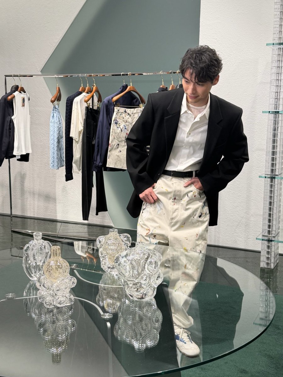 fukushi_staff's tweet photo. 先日、ボッテガ・ヴェネタ表参道フラッグシップ5周年を記念した特別なイベントへ招待いただきました🛍️

#BOTTEGAVENETA
#ボッテガヴェネタ
#福士蒼汰 https://t.co/Wm60BBRQu5