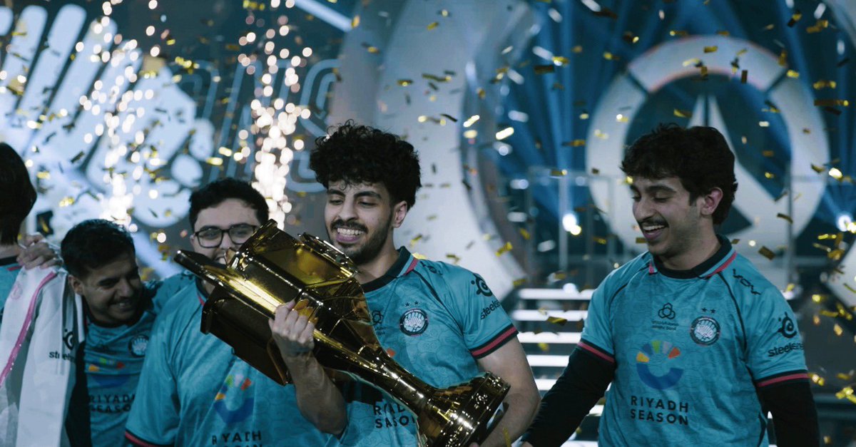 txpoit's tweet photo. 🇸🇦🧠🏆 نهائي كأس العالم | Overwatch 2 #EWC2026

يحجز @TwisMinds مقعده في النهائي بعد ريمونتادا تاريخية ، ليواصل رحلته نحو لقب العالم.🏆

🆚 @zetadivision 
⏰ 6:30 PM KSA

🇸🇦 كل التوفيق لممثل المملكة… خطوة واحدة تفصلهم عن كتابة التاريخ.🏆🩵

🇸🇦 الروح بالروح… والكأس ما يروح. 🏆🧠 https://t.co/HLRDeizTpN