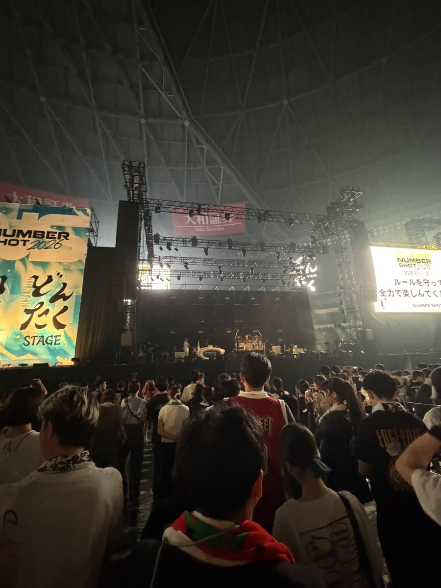 uverworldbvck's tweet photo. NUMBER SHOT気持ち良すぎました！

隣の女性crewがガチだったおかげでぶち上がれました🔥ありがとうございました！

EDENきた瞬間、エグーて叫んじゃいました😅

#NUMBERSHOT #UVERworld https://t.co/FkPZUWbqYq