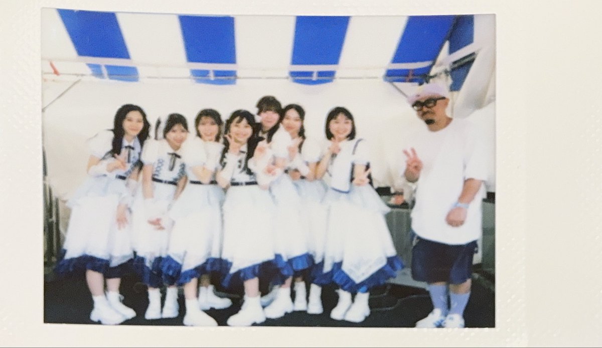 corela727's tweet photo. おいさんの今日のTIFのチェキと写メ🤡🤚🏻。

やっぱSKYSTAGE🌈は最高です。
氷ノさんもめっちゃ輝いてました✨。
Gran☆Cielさん最高のパフォーマンス有難うさんでした🤡🤚🏻。 https://t.co/fkj6fBfNgY