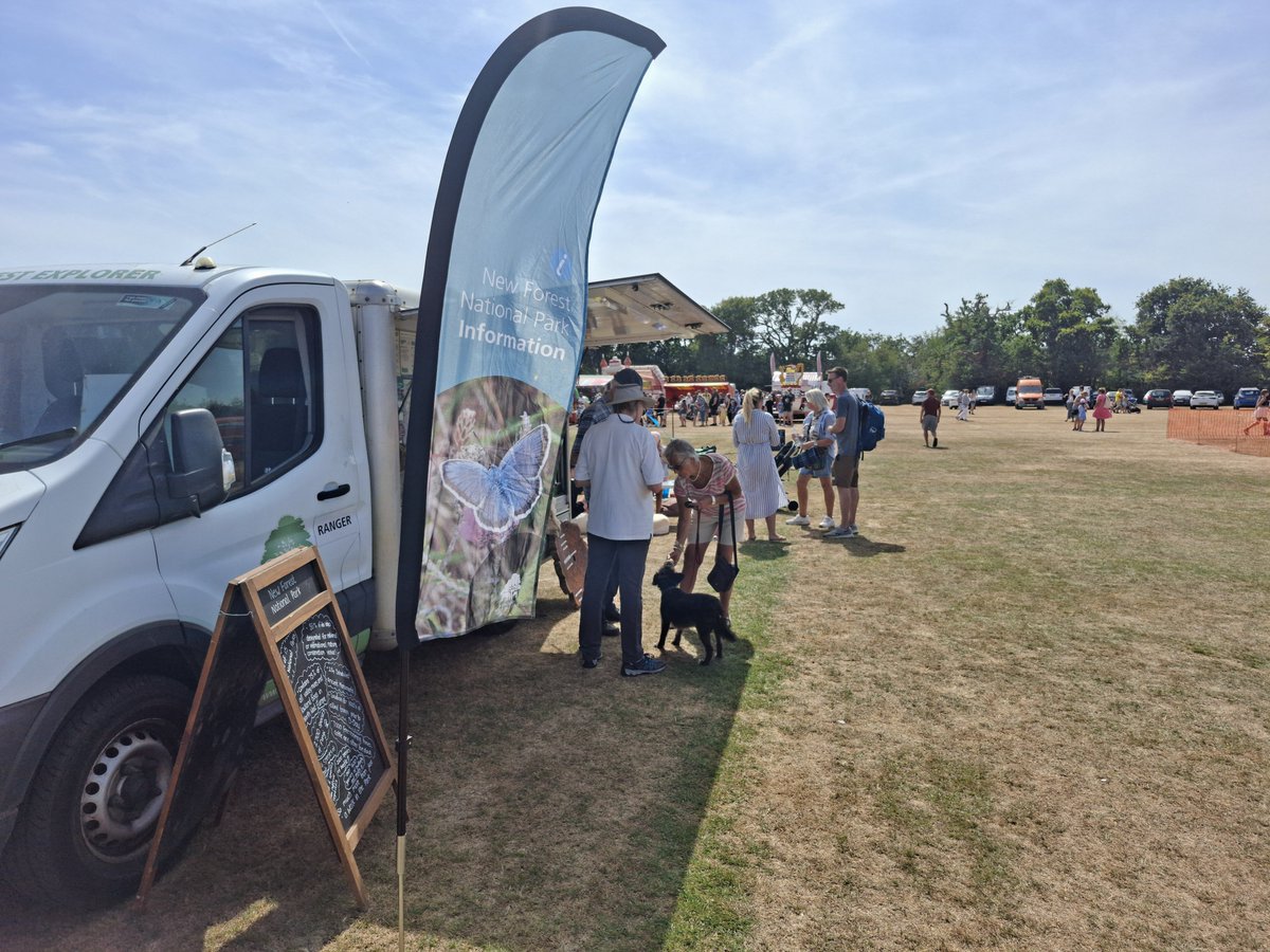 newforestranger's tweet photo. In, or near, Lymington today?
Love the New Forest? Have questions about the Forest? Come & see us at Woodside Parks free 'Summer Spectacular' event today. Plenty to see & do for all ages, & of course a ranger & New Forest Ambassador to chat too!
#NewForestCode
#CareForTheForest https://t.co/NCMsDnK2Ic