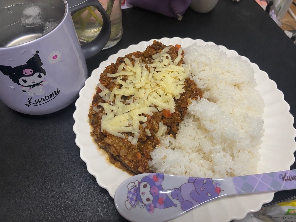 rea07chi's tweet photo. 最近つくったご飯🍚♡✨

キーマカレーと甘酢あんかけ^_  ̫ _^ https://t.co/Zdby0GcTMh
