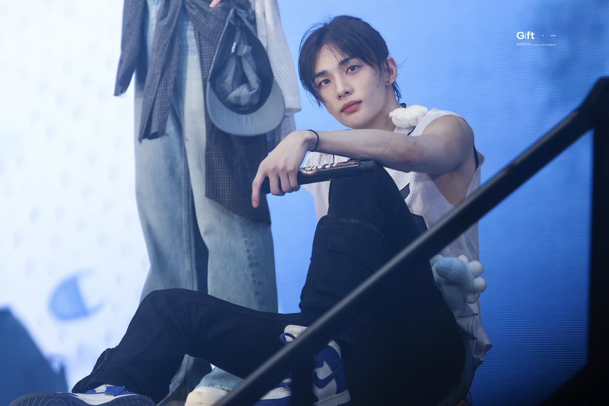 Gift_0320's tweet photo. 260801
#현진 #Hyunjin https://t.co/2VBQg7gdv1