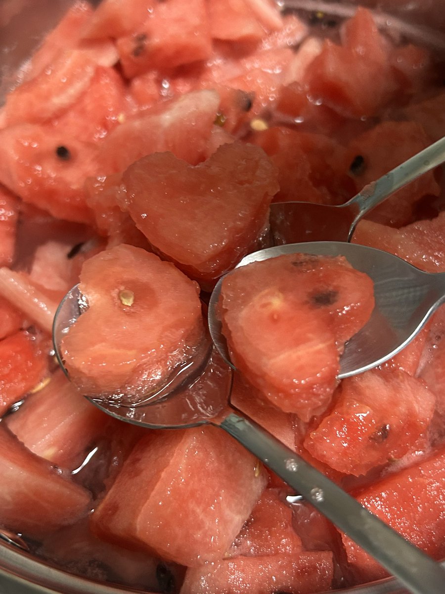 itsaboutoremges's tweet photo. 마크야생일축하해요🫪❤️❤️❤️❤️🍉❤️🍉❤️🍉❤️🍉❤️🍉❤️ https://t.co/TMzpjleOth