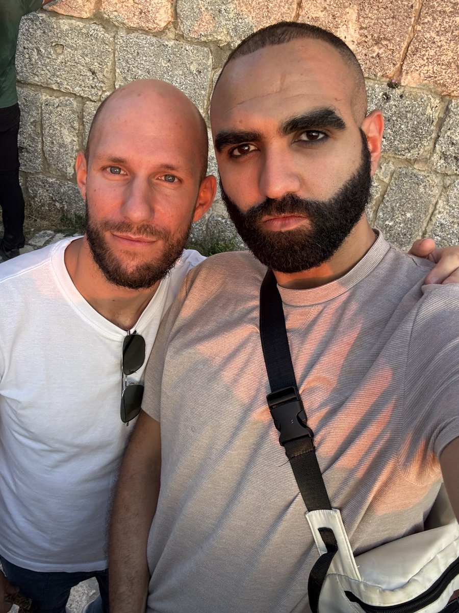 kaktus496's tweet photo. Con il mio maranza preferito https://t.co/OXMDco8LTp