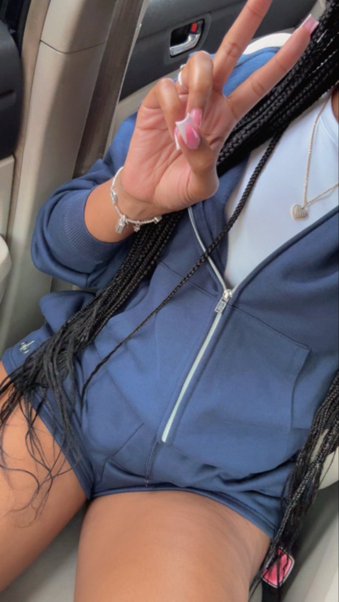 kcgotdajuice's tweet photo. My person 💙 https://t.co/LSF9pkpFaD