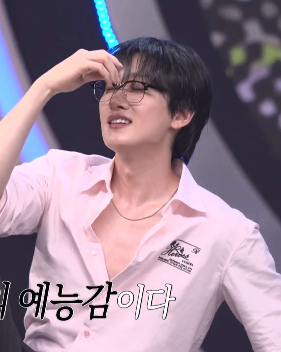 hyuk_right's tweet photo. - 고요... - https://t.co/MD03bpwKnI