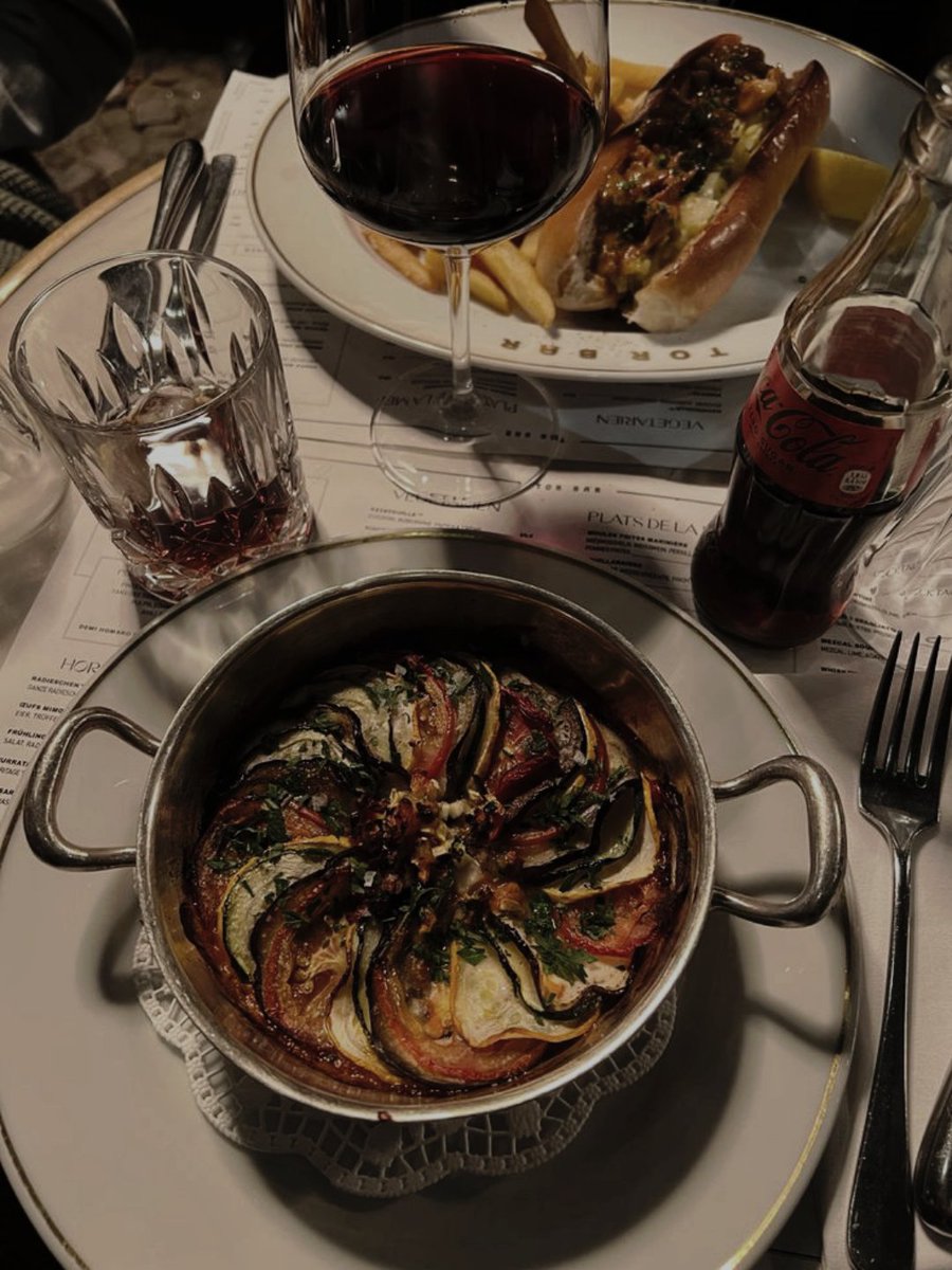 muramreda's tweet photo. ᅠ

ᅠ
Throughout dinner, Mom filled the table with stories from her youth and memories of the life she once lived. Iris and I simply listened, exchanging quiet glances every now and then as we continued enjoying our meal, letting her nostalgic tales carry the evening.
ᅠ

ᅠ https://t.co/o5NewQb8LC
