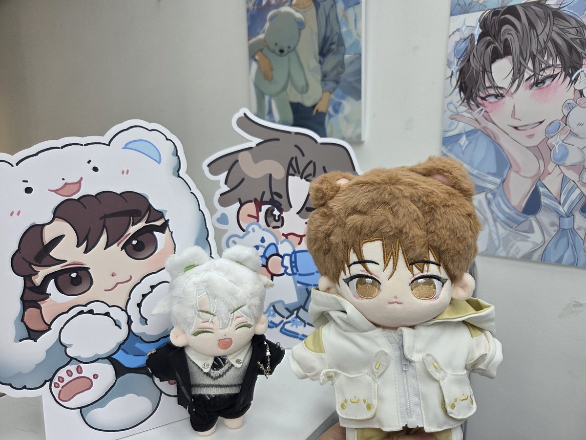 romene00's tweet photo. 귀여운 세진이들과 함께한 세진이🩵 https://t.co/Wit9XbACh1