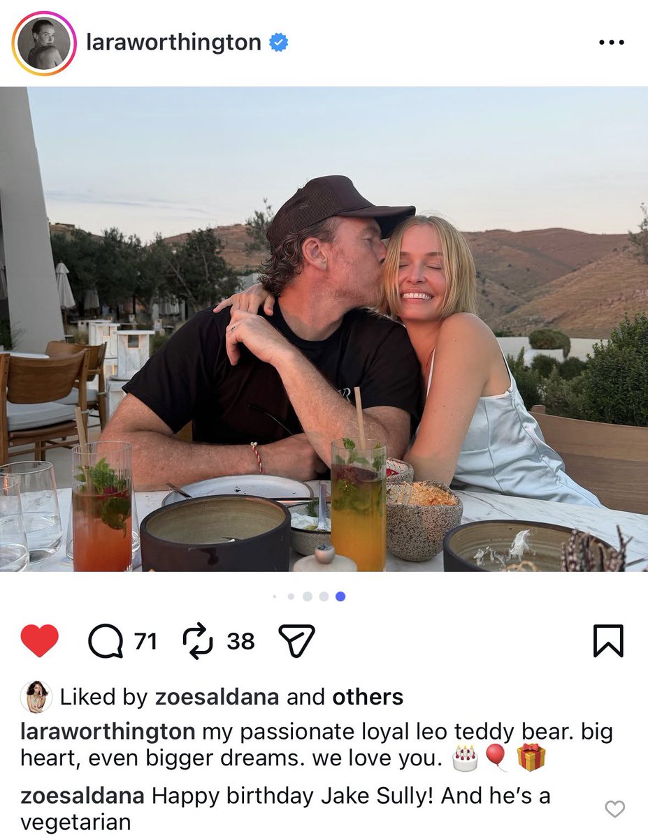 neytirisgroove's tweet photo. Zoë wishing Sam a happy birthday under Lara’s post😭💙 https://t.co/hOxY1QufzF