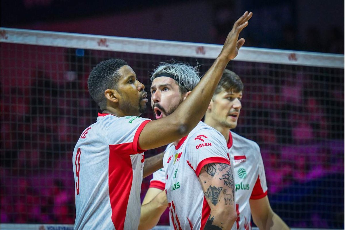 Temmzvolley's tweet photo. 🏆ERKEKLER VNL ŞAMPİYONU POLONYA🏆

         🇺🇸USA   2 - 3   POL🇵🇱

#VNL2026 https://t.co/M4xaWYbv5y