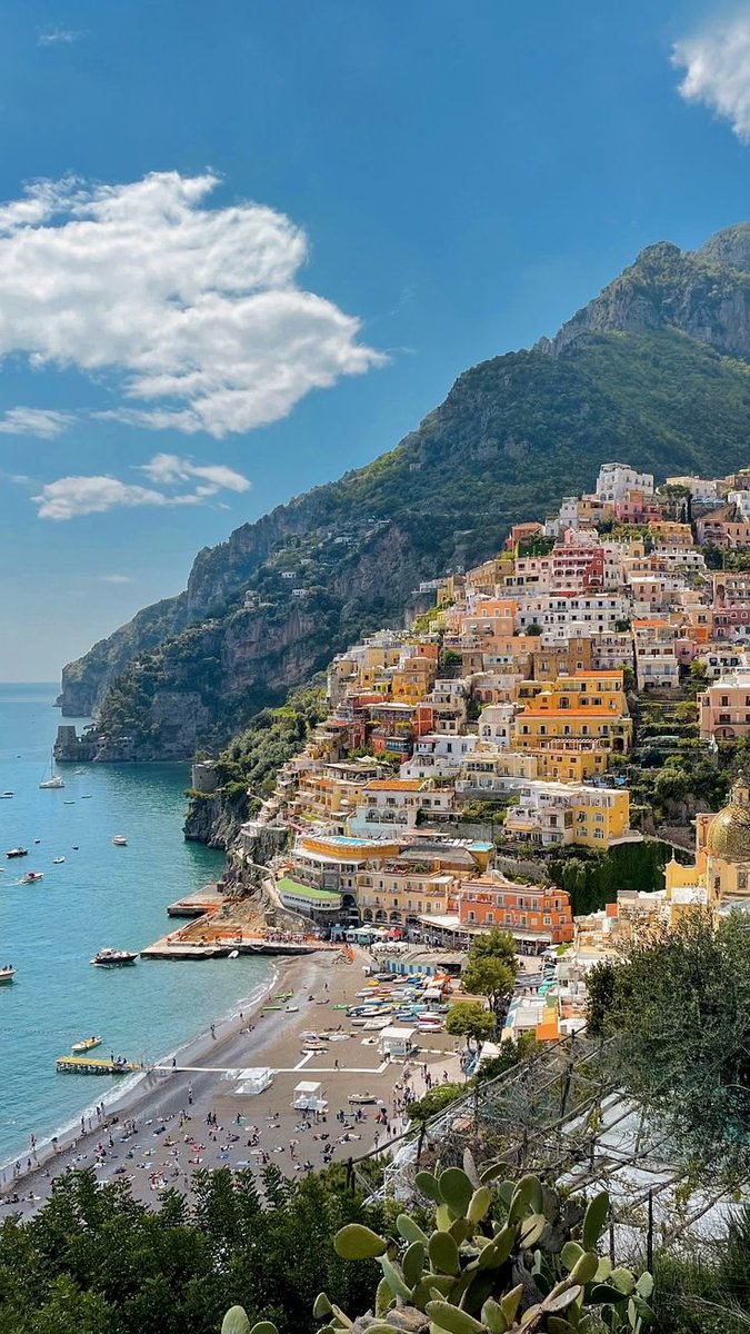 oceannvibe's tweet photo. Amalfi,italy https://t.co/HQ0kBrueSE