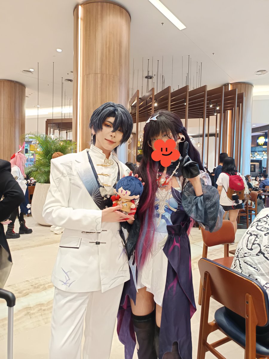 xoaIsox's tweet photo. PINGSAAAAAN. 😭
Gak nyangka bisa ketemu NXX Boys (minus Artem). Yalah gemeter, cakep-cakep banget, tapi maaf keliatan biasednya. https://t.co/rtuQX0IAzJ
