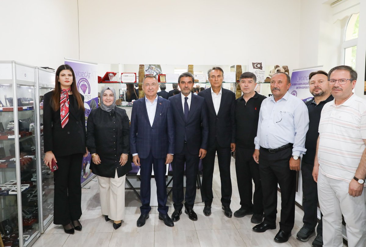 fuatoktay's tweet photo. 📍 Yozgat - Aydıncık

Aydıncık Kadın Girişimi İşletme ve Üretim Kooperatifi’ni ziyaret ederek ürettikleri ürünler hakkında bilgi aldık.

Ametist başta olmak üzere yöremizin yarı değerli taşlarını emekle işleyerek takı ve süs eşyasına dönüştüren kooperatifimiz; kadın istihdamına, yerel kalkınmaya ve memleketimizin tanıtımına önemli katkılar sunuyor. 💎

Memletimizdeki değerli girişimci kadınlarımızın alın teriyle ürettiği değerli çalışmaları yerinde görmek bizleri ziyadesiyle mutlu etti.

Çalışmalarında üstün başarılar ve hayırlı kazançlar dilerim... ✨ 🇹🇷