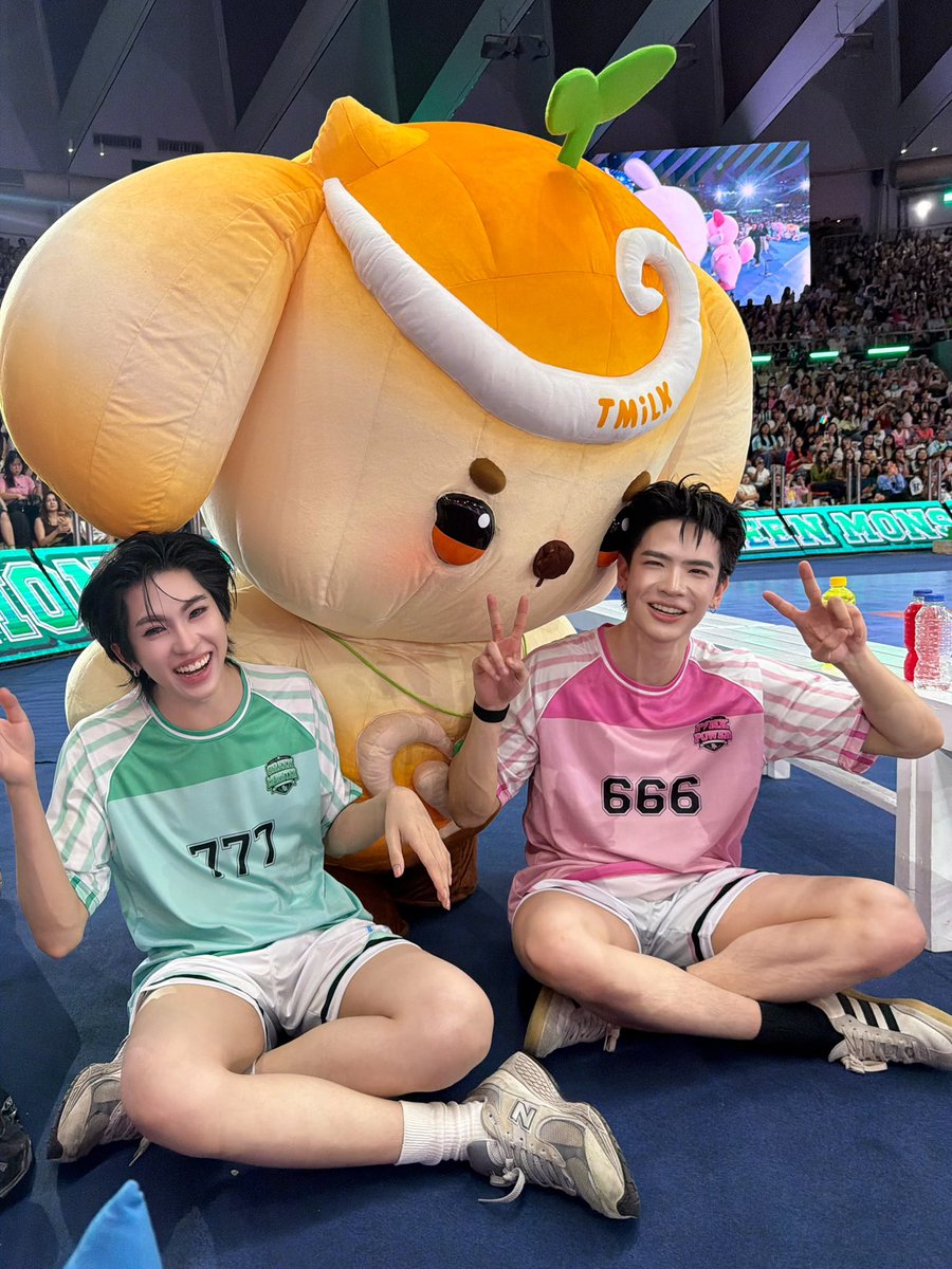 Kkim_pongsaton's tweet photo. กีฬาสีปีนี้สนุกมากๆเลย มีสมากชิกเพิ่มขึ้นด้วยทุกคนเอ็นจอยกันมั้ยค้าบ ขอบคุณทุกๆคนที่มาให้กำลังใจพวกเราด้วยน้าา รวมถึงทุกกำลังใจผ่านทางสตรีมมิ่งด้วยค้าบบ เลิฟเอ็นเนอร์จี้🫶🏼✨

DOMUNDI SPORTS 2026
#DMDSportsDay2026 https://t.co/SpK3BFsDXG