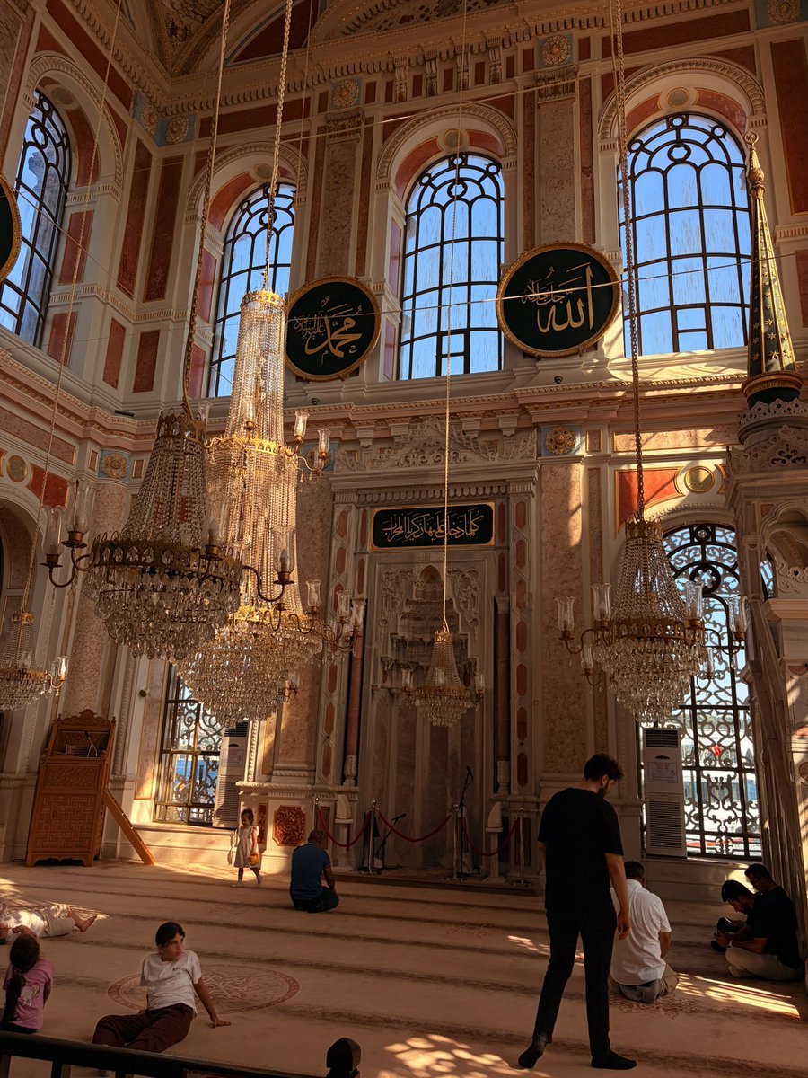 Selmanblcc_'s tweet photo. Ortaköy Camii https://t.co/CebOpBvA7t