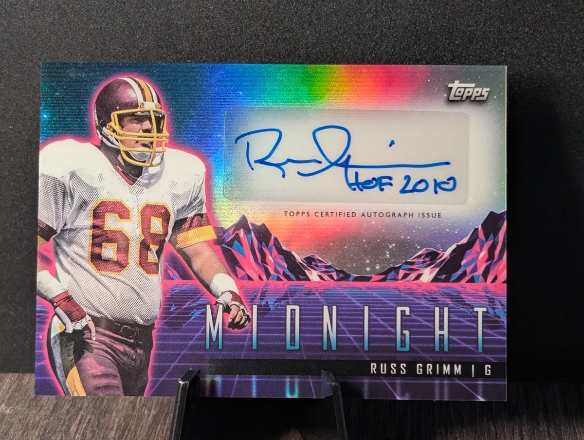 RaiderJay00's tweet photo. Giveaway time!

2024 Midnight auto HOF G Russ Grimm
Ferda free.

To enter:
Like
Repost This post
Follow

Must be a US resident. Winner announced Monday August 3rd at noon EST. Good luck! https://t.co/2QM6gTqmQo