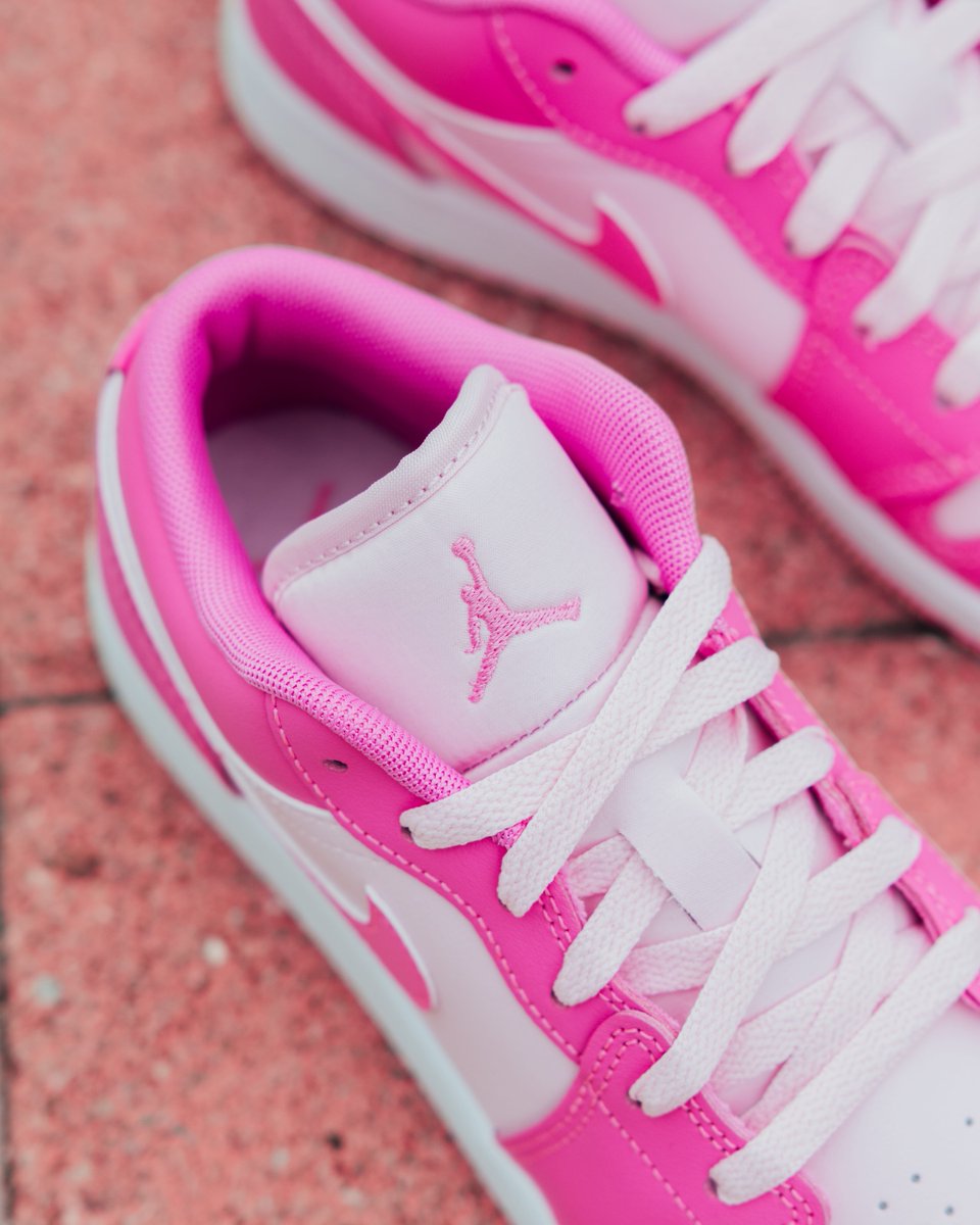 DTLRVILLA's tweet photo. Pink, Pink, and Pink! The Air #Jordan 1 Low Pre-School is available in-store and online. 

link to Jordan: https://t.co/YVDn2QWs0i https://t.co/gjinz86pXy