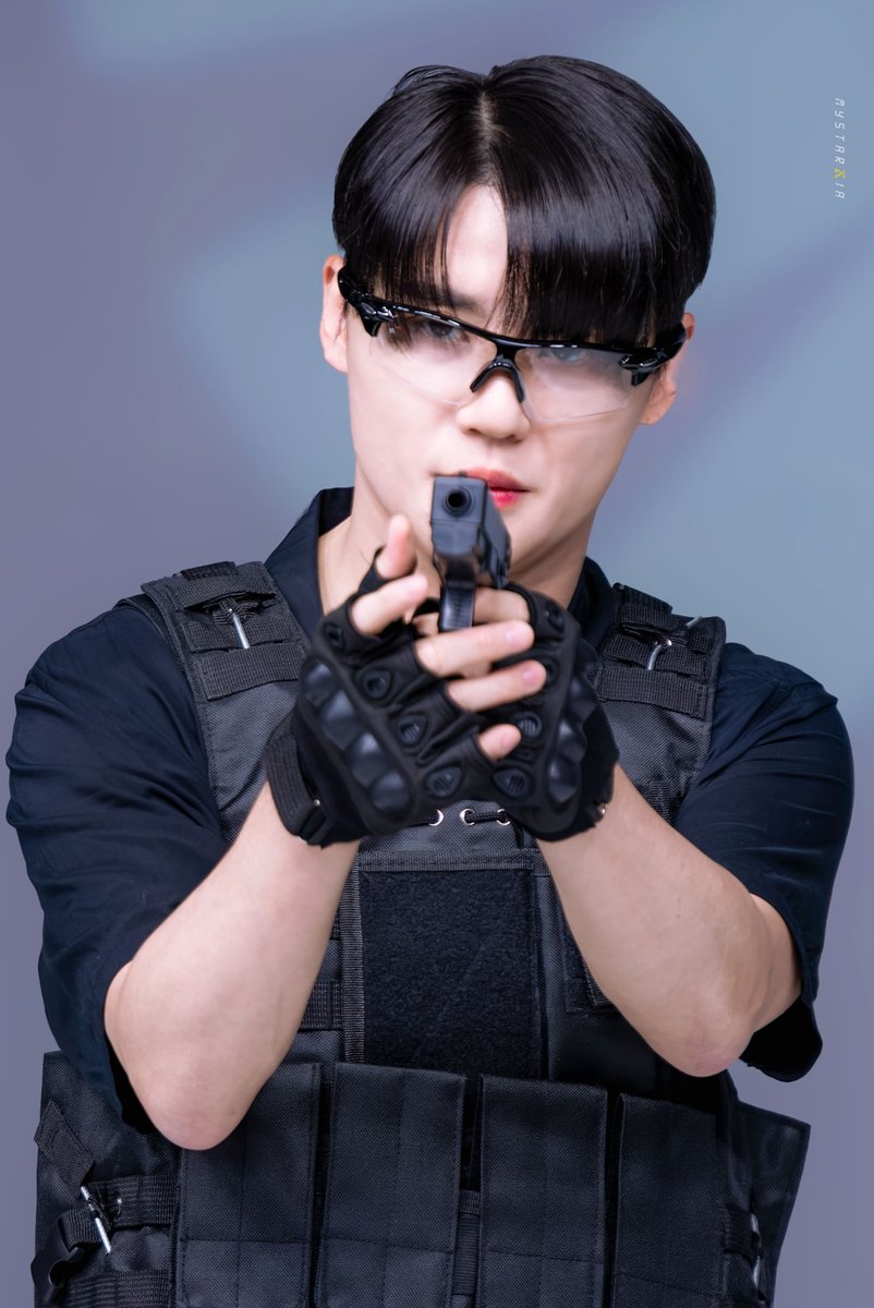 mystarxia's tweet photo. 260802 사운드웨이브 김준수 대면 팬싸
암호명 XIA 검거 실패
팬들 심장만 탈취 완료 💔
#김준수 #XIA #ジュンス https://t.co/NJpQ0duDiC