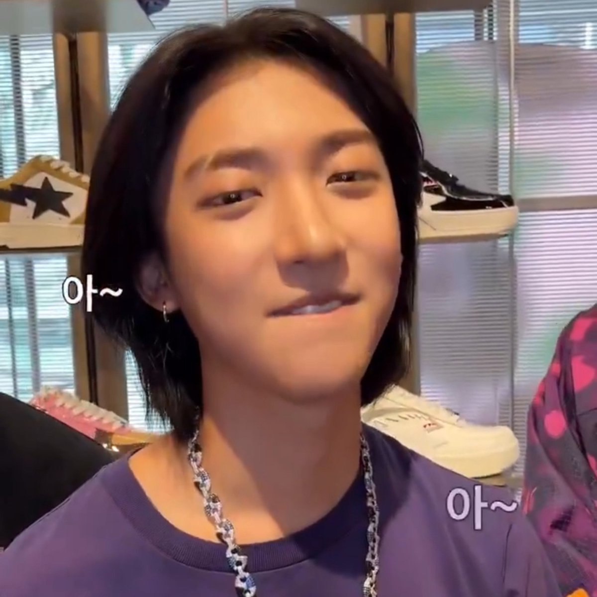 forwooryul's tweet photo. woojinholics, collect ur flirty boi now https://t.co/q0kwDSvije