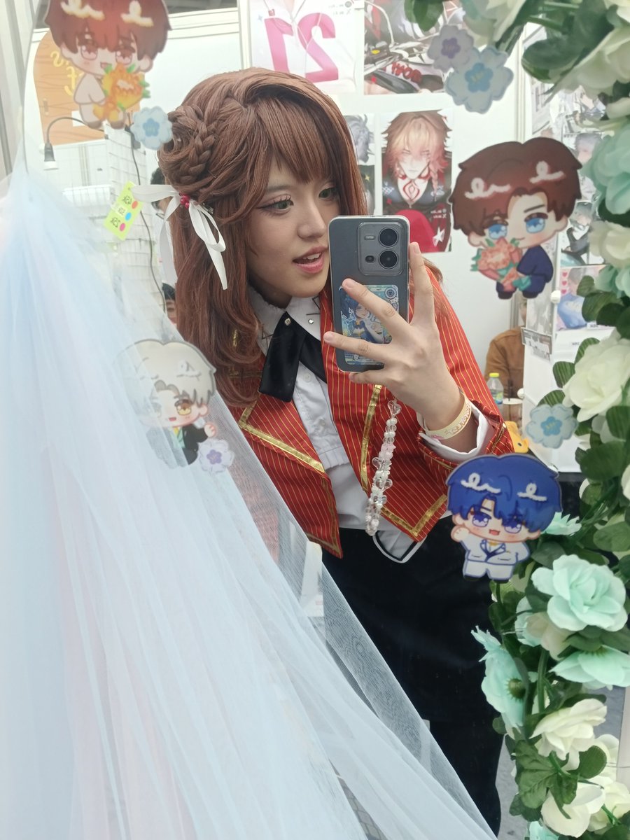 fennerism's tweet photo. akulah coser game anak tiri itu 🥀 otsu hoyofest id d3! #Hoyofest https://t.co/hKfQd9Pfda