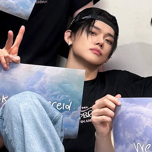 yawnchaes's tweet photo. snapback yeonjun i love u so bad https://t.co/Ee5APEDr3V