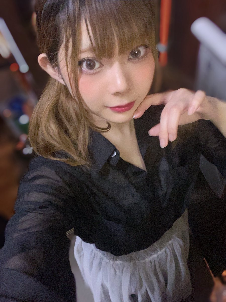 GUILDOLL_aoi's tweet photo. ログインしました!!

まろちゃんと5時まで居るよ🦇 https://t.co/aaCVFKq5zM