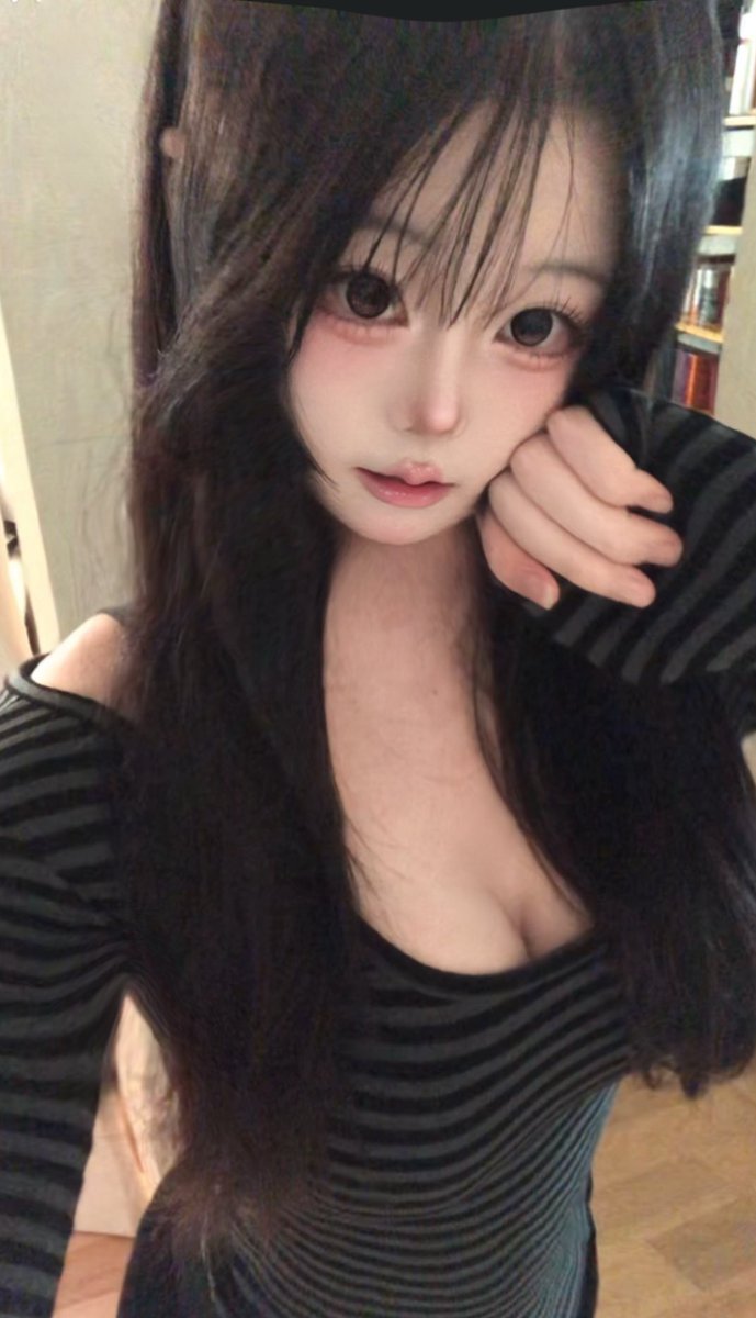 4uxuzy's tweet photo. #맘눌뎀 오이데 ~ https://t.co/5X544EqbpB
