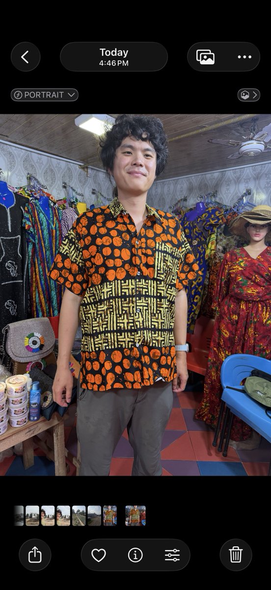 AlexLi98's tweet photo. Bitcoin is money! Was able to use @bitspenda to buy some local clothes from a merchant in Ghana. I send sats, the merchant gets Ghanian cedi deposited to her mobile money account instantly. https://t.co/HFbpOEQvHW
