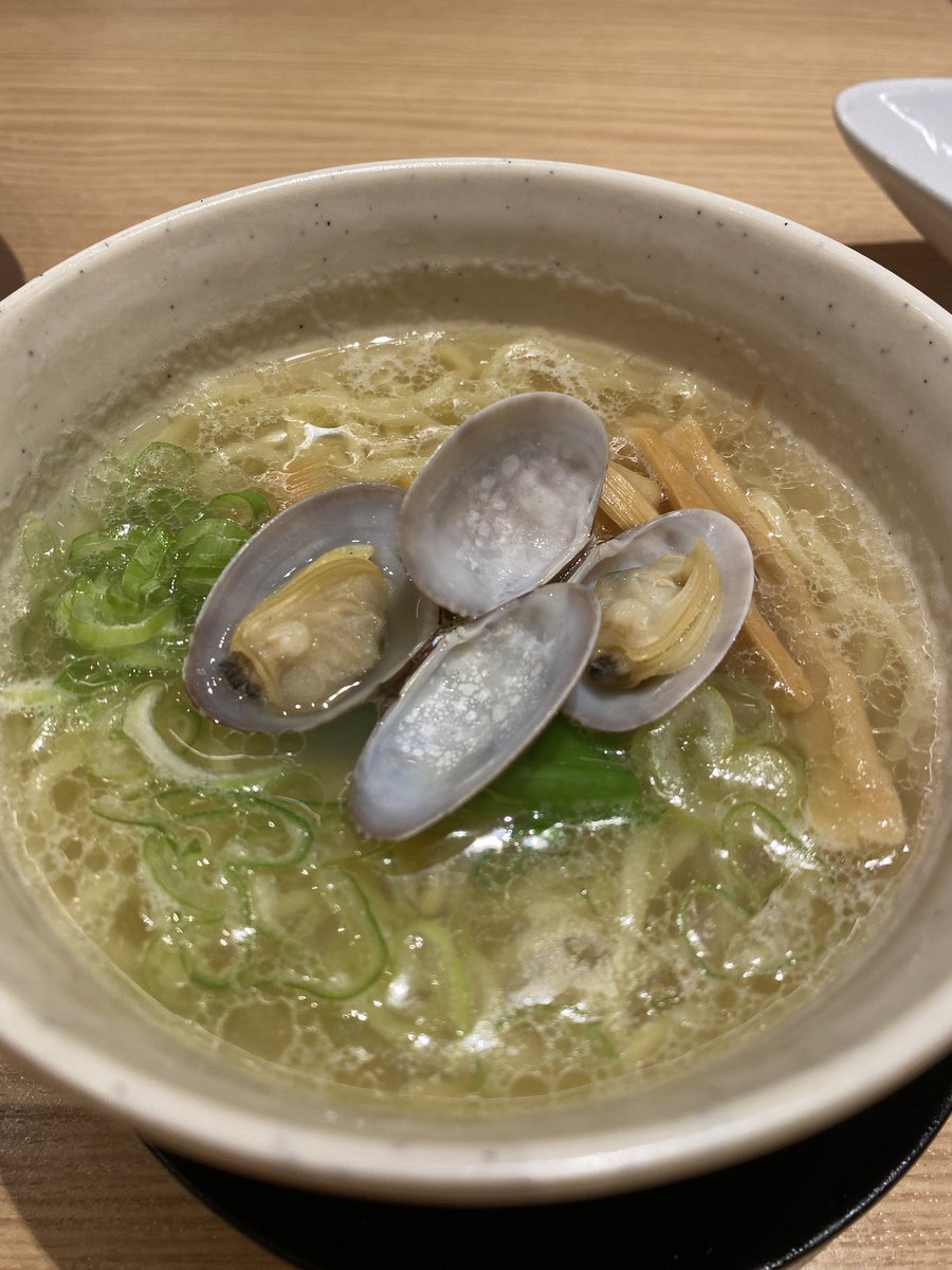 0729Nonnon's tweet photo. 塩ラーメン🍜美味しかった！
串物も柔らかくて👍 https://t.co/XEukcDyEIR