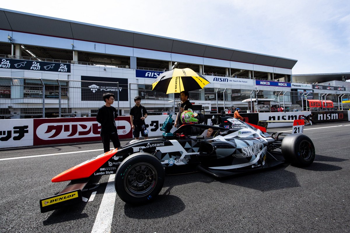 Leon_Ochiai's tweet photo. FIA-F4 JP 第6戦 in Fuji

第6戦 P30

3周目にフロントウイングを壊してしまいウイング交換を行なった結果、1周遅れの30位となりました。

多大なる御支援、御声援ありがとうございました。
次戦の鈴鹿も応援よろしくお願いいたします。

#Hojust
#福興建設株式会社
#SERNES株式会社
#Lambostyle
#f4jp https://t.co/VrwuXhMGkQ