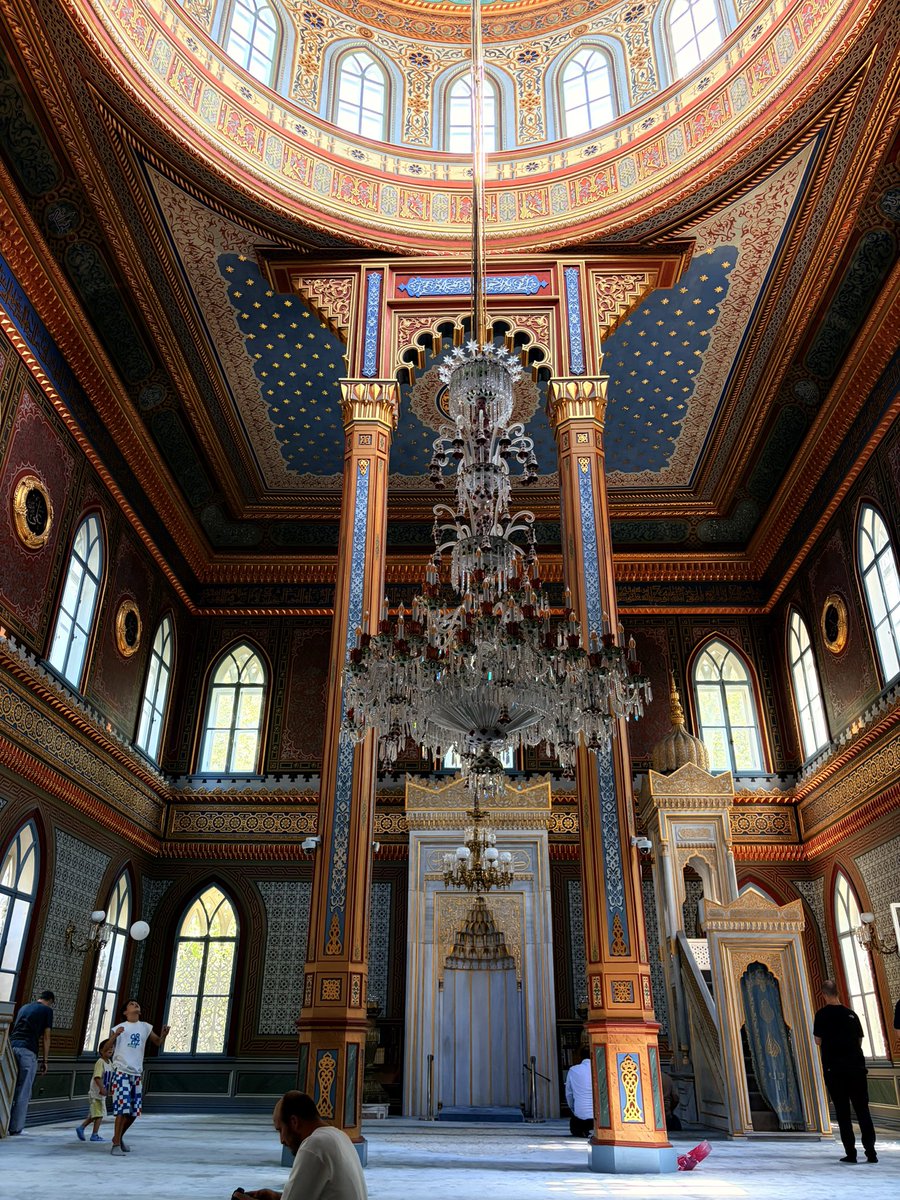 Selmanblcc_'s tweet photo. Yıldız Hamidiye Camii✨ https://t.co/CAGe4QsQm5