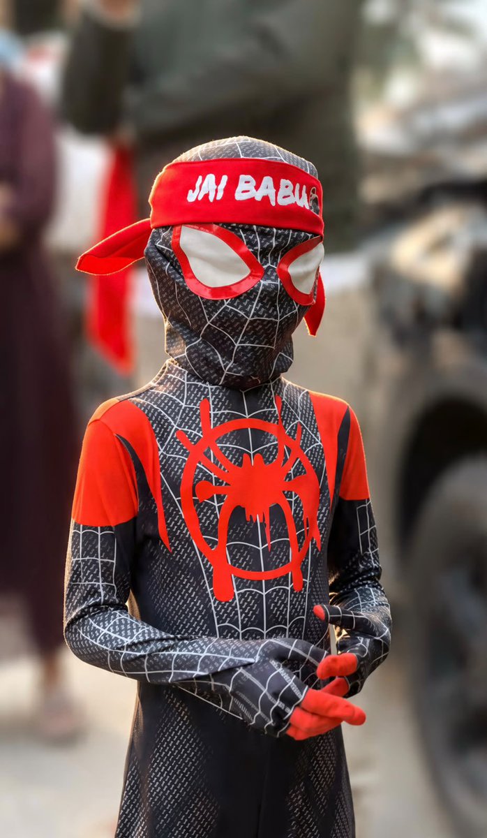 BengaluruMBFC's tweet photo. At Brundha Theatre Bengaluru🔥🔥🔥

Our Cute Little spidy🤩

@urstrulyMahesh #Varanasi #Dookudu https://t.co/RneIIwNYR8