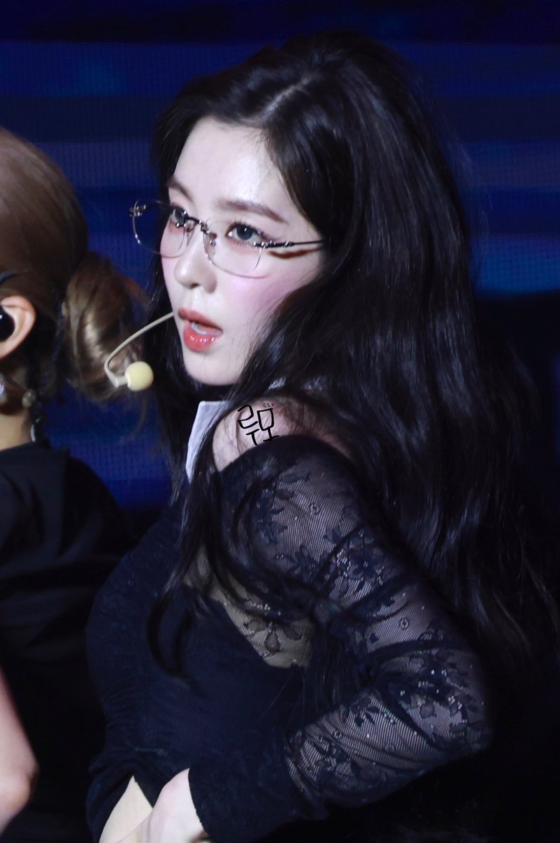 luo_603's tweet photo. 260802 팬콘 막콘 #아이린 #Irene https://t.co/l7qEMBBBgE