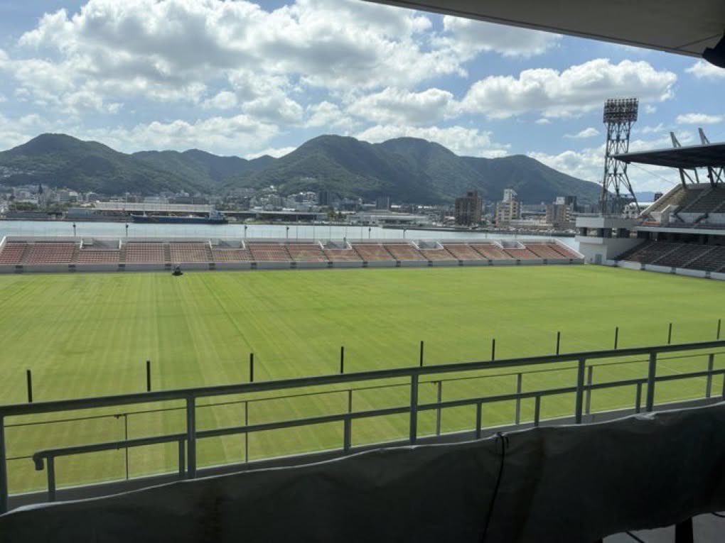 onegame_kitakyu's tweet photo. 🏟️ ミクニワールドスタジアムでイベント開催！ 🎮

今回はボウリングなどのスポーツゲームを楽しみました🎳✨

ストライクが決まるたびに歓声や拍手が広がりました。

初めての方も経験者も一緒に楽しみ、笑顔あふれる一日となりました！これからも交流を大切にしたイベントを開催していきます🌈🎉 https://t.co/cbYtGZy86V