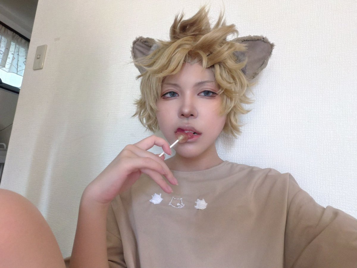 mm_251220's tweet photo. cosplay / twst 🍩
今日はくつろぎ菓子パでした
たのしかた🫶 https://t.co/nvLEa621bP