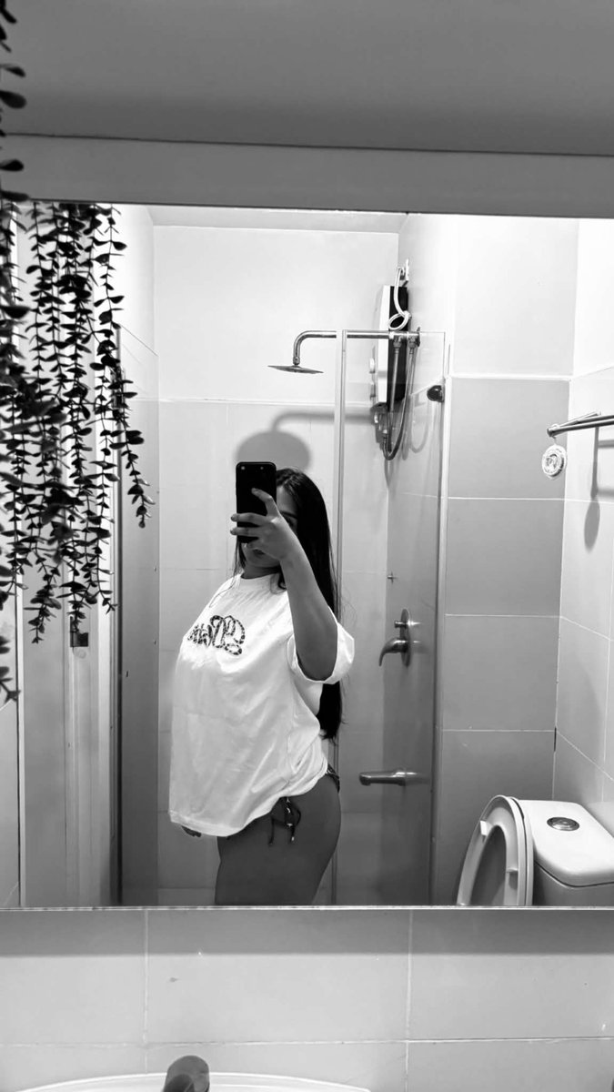 Chuchaymoon22's tweet photo. 🖤 https://t.co/asQZp7mC5l