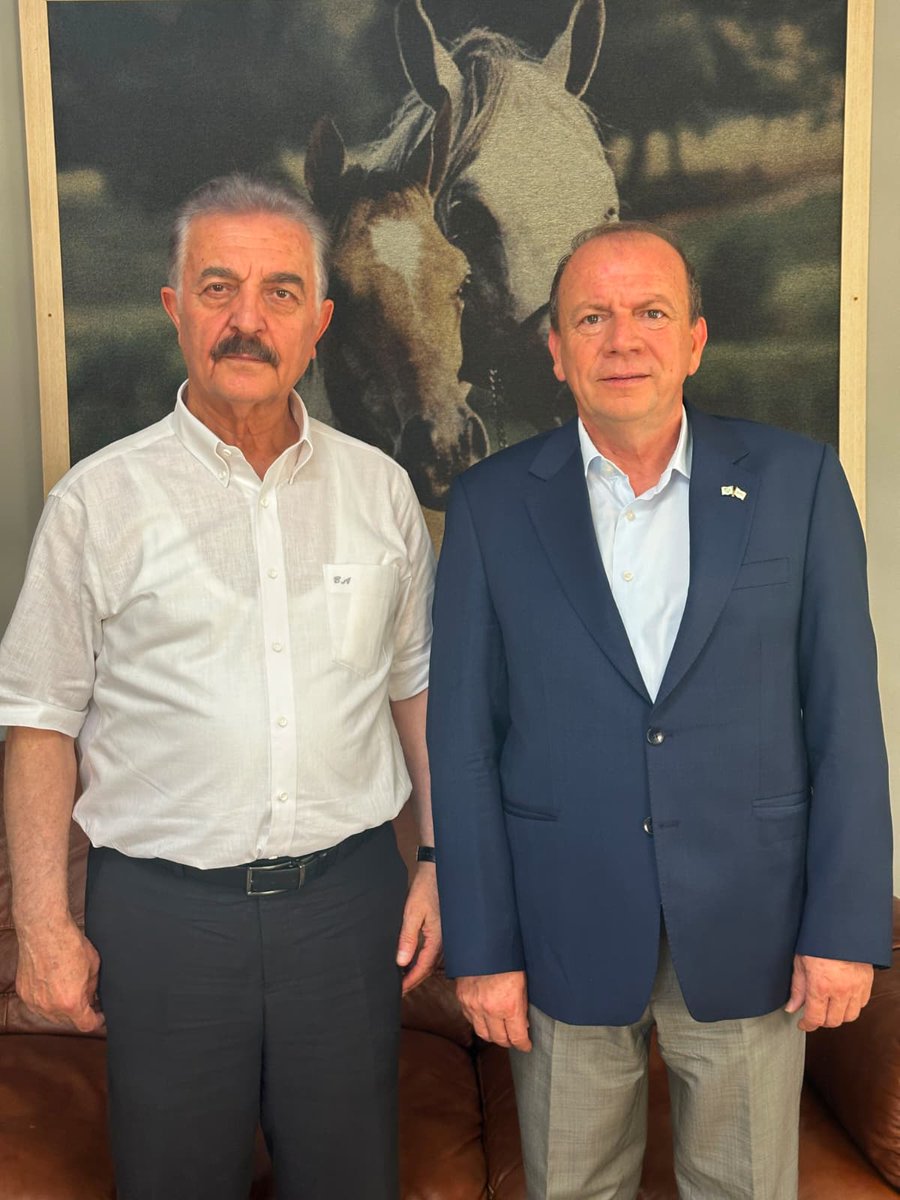 OzerMatl's tweet photo. Milliyetçi Hareket Partisi Genel Sekreteri ve Bursa Milletvekili Sayın İsmet Büyükataman’a ziyarette bulundum. 
Görüşmemizde Bursa’mızın ekonomik gücü, iş dünyamızın beklentileri ve kentimizin geleceğine
ilişkin değerlendirmelerde bulunduk. Üretenin ve ticaret yapanın yanında duran, 60 bin üyemizin sesini daha güçlü duyuran bir BTSO hedefimizi paylaştık. Nazik ev sahipliği ve değerli görüşleri için Sayın İsmet Büyükataman’a teşekkür ediyorum.
#ÖzerMatlı #BirlikteGüçlüBirlikteİleri #BTSO #Bursa #BursaİşDünyası