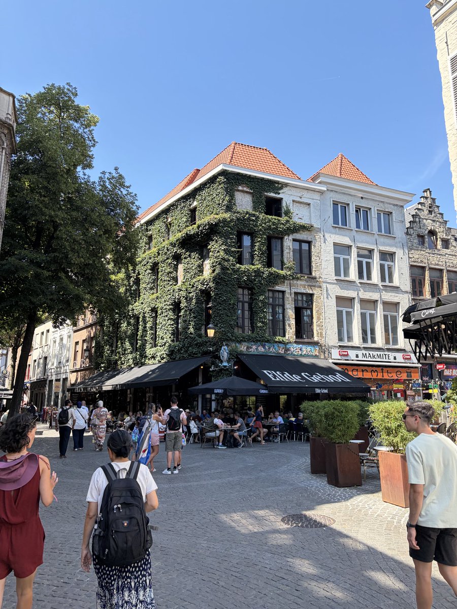 jcresposolla's tweet photo. Antwerpen https://t.co/JeYYjJkikb