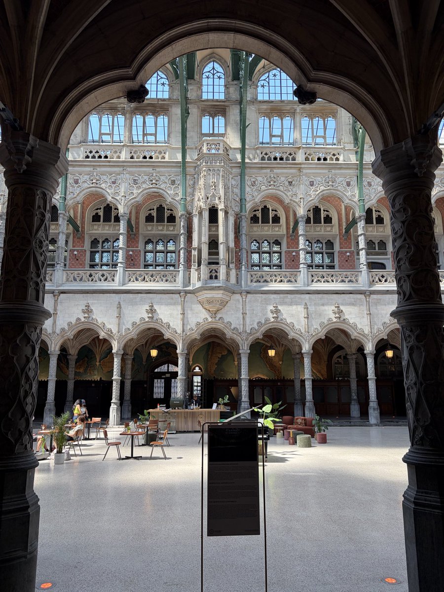 jcresposolla's tweet photo. Antwerpen https://t.co/JeYYjJkikb