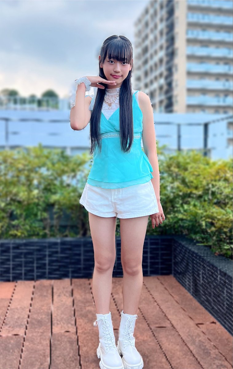 hiyohiyohiyonn's tweet photo. 今日はサンピポでした💫
暑い中見にきてくださった皆さん、ありがとうございました😊❣️
Try againで一緒にタオルや腕やそれ以外を回して欲しいってお願いをしたんですが、みなさん聞いてくれて優しい💓嬉しかったです🦋

ソロではIZ*ONEさんの『Violeta』を踊らせていただきました🎀 https://t.co/pkrBgWtefC