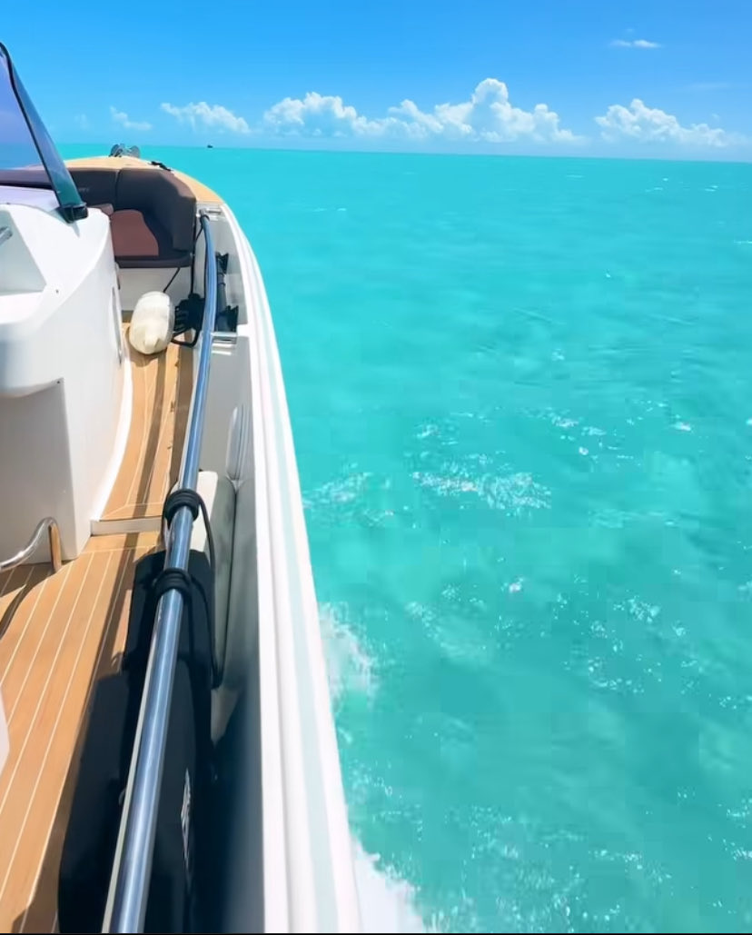 iLuvCincinnati's tweet photo. Turks &amp; Caicos is not too bad price wise if you do your homework. The water is also beautiful if you in the right spot. https://t.co/ad4bpIomkU