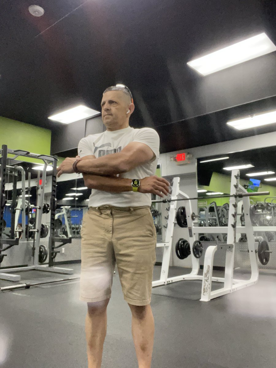 erwingonzalezc's tweet photo. #10gym https://t.co/OxduVqNfzP