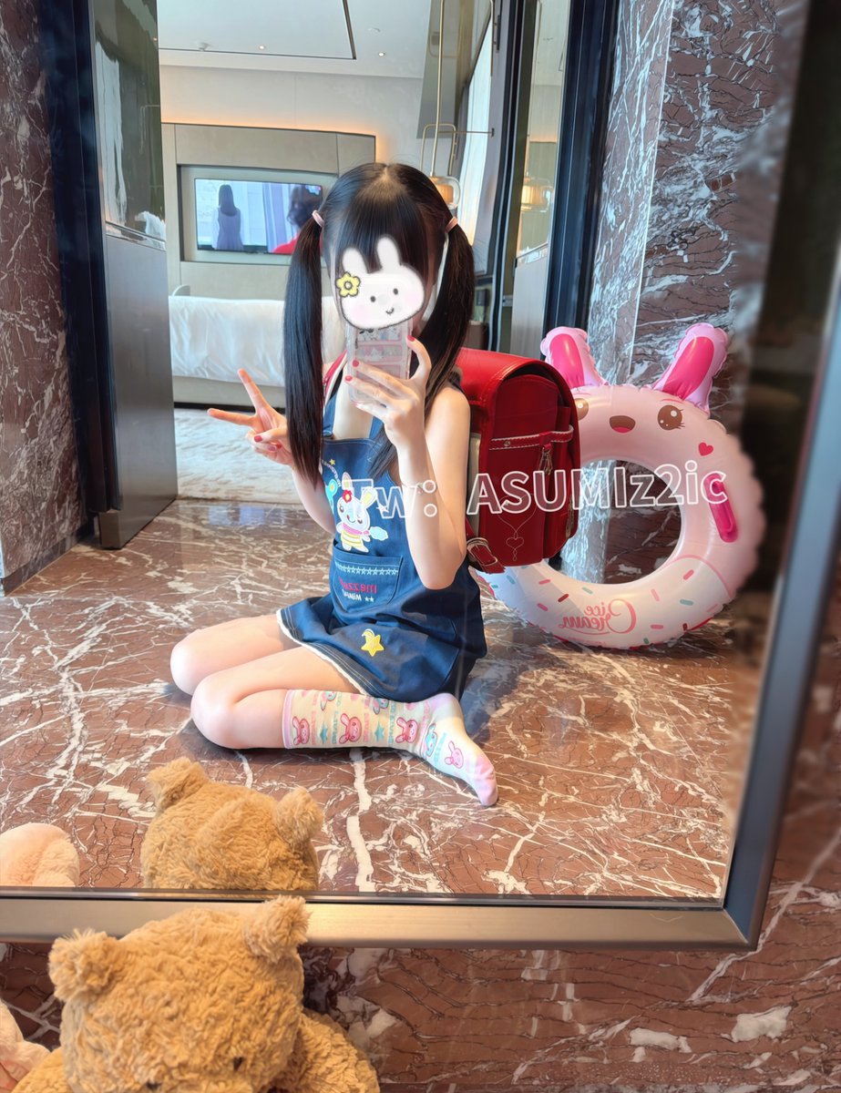ASUMIz2ic's tweet photo. 乖乖嘟～

#白虎
#萝莉
#学��妹 https://t.co/6SyVNnNLaq