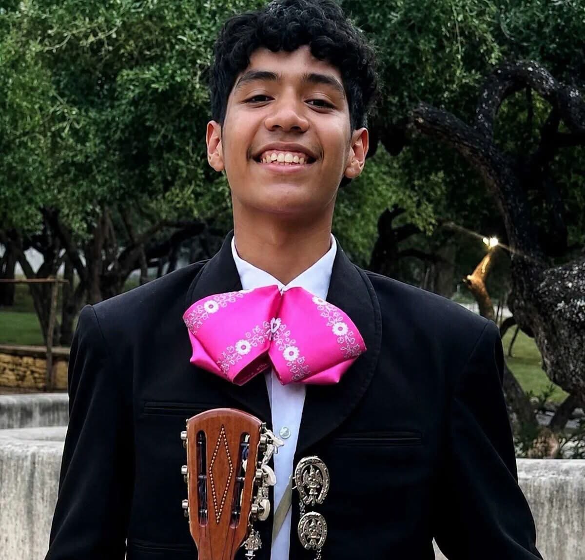 Gianl1974's tweet photo. BREAKING🚨 ICE locked up a mariachi singer, put a camera in his face, and ordered him to sing the national anthem — to broadcast inside the detention center.

Inside the South Texas ICE Processing Center, staff held a contest. Detainees made red, white, and blue handkerchief displays. Winners got goodie bags with Cokes, chips, and cookies.

But staff needed someone to sing the national anthem for them.

They chose Hebert Kaleth Ibarra Castro, a 20-year-old mariachi singer ICE had just locked up days earlier.

Hebert came to the United States when he was 4, after his family fled violence in Mexico. He grew up in San Antonio and became a mariachi musician.

On June 25, he was driving home from a birthday-party gig when police pulled him over in China Grove, Texas.

He was still wearing his mariachi outfit...

From the roadside, he texted his wife: “Baby, I’ve been pulled over.”

Police said he was speeding. But China Grove has an agreement with ICE that lets local officers help with immigration enforcement. After Hebert showed a Mexican driver’s license, ICE agents were called.

He was taken away in handcuffs.

At an ICE processing facility, Hebert says workers mocked him for being a mariachi. One told him: “I’ll let you go if you sing me a song.”

He says agents put him in handcuffs, ankle shackles, and a belly chain. He was left in his mariachi suit for nearly 18 hours before he was allowed to shower and change.

Days later, on the Fourth of July, staff asked him to sing again. This time, it was “The Star-Spangled Banner.”

Hebert sang beside an American flag poster and the detainees’ patriotic display.

The warden recorded it all.

Staff planned to pair his voice with video of the display and play it on TVs inside the detainees’ housing units.

Hebert later said: “They can treat us this way and lock us up and chain us up like animals, but still request for us to sing a song that speaks about a land that is free.”

They detained him, shackled him, and mocked him for being a mariachi. Then recorded him singing about “the land of the free” for Independence Day.

Hebert has NO criminal record. He was working. He is married to a U.S. citizen. His attorneys are trying to get him released on bond.

The mariachi community is rallying around him. Congressman Joaquin Castro is advocating for his release.

DHS says Hebert will remain in custody while the government pursues his removal. Even though he grew up in this country and is married to a citizen.

For the Fourth of July, Trump’s ICE locked him up and ordered him to sing about…freedom.