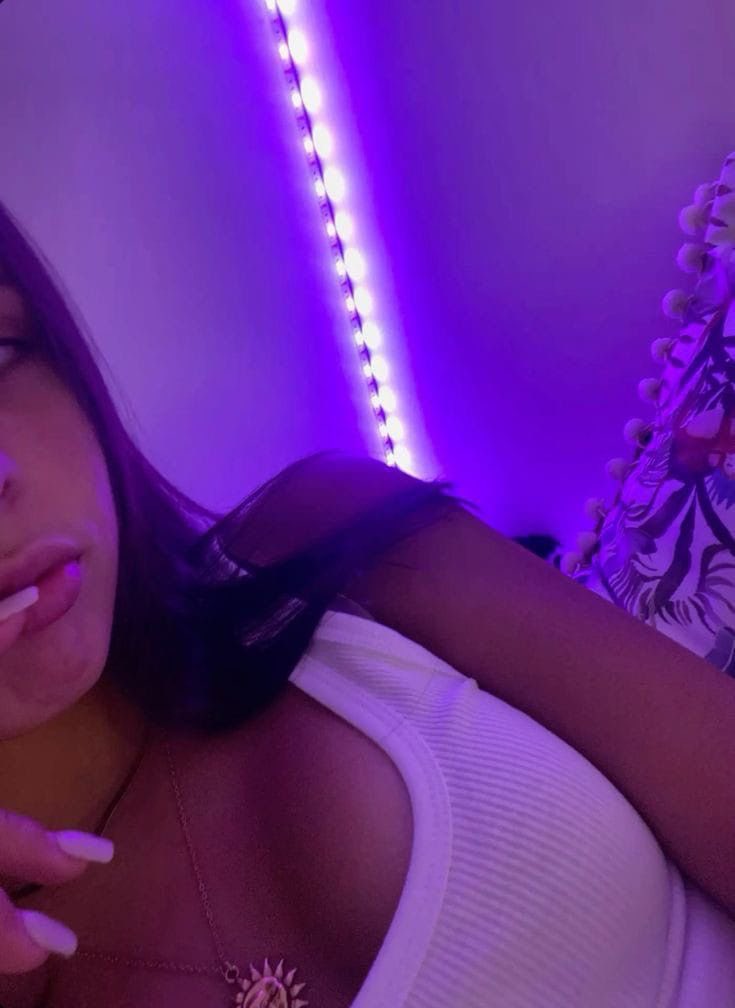 avaa3849's tweet photo. if u need gooning butttt pics ❤️ thisss 😚 https://t.co/LmnUjCnnIy