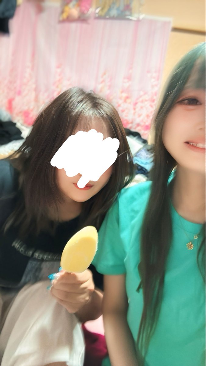 ber1s's tweet photo. おうち #ホラー映画 大会
今回はこの6作品で少し夏を意識してサメに偏りましたが少し糞映画寄りになりました🦈
パルムが美味しかったです。＆うどん作ったら、関西のうどんスープの素みたいなの本気で知らないみたいで初めて食べる反応されてこれが私でよかったのか悩みます🤔 https://t.co/F89mymahGq