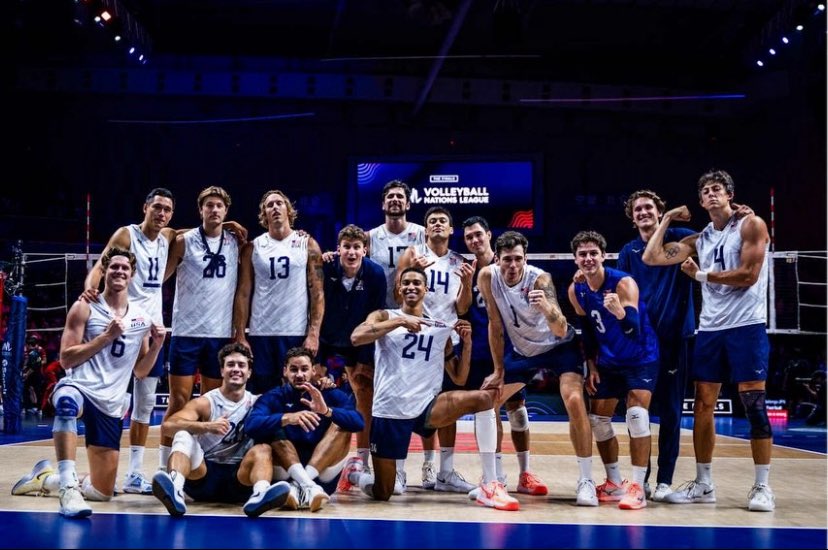 kklittlepig's tweet photo. คหสตฟอร์ม VNL รอบ TOP8🇺🇸

OH
-พ่อแมทเล่นบีหลังเล่นหัวเสาปังไปหมด ฟอร์มเสถียรสุดในทีม 39 แล้วก็ยังแบกทีมอยู่อย่างนั้น
-อีธานไม่ได้เลยตีไม่ตายเยอะมาก บล็อกหาย เหมือนตัวแถมทีมอะ
-คู้ปได้ลงมาแปปๆ รอบ SF เป็นตัวเปลี่ยนเกมแต่ไฟนอลก็ยังเป็นแค่สำรอง งง(1) #วอลเลย์บอลชาย https://t.co/cxb2sk8NCT